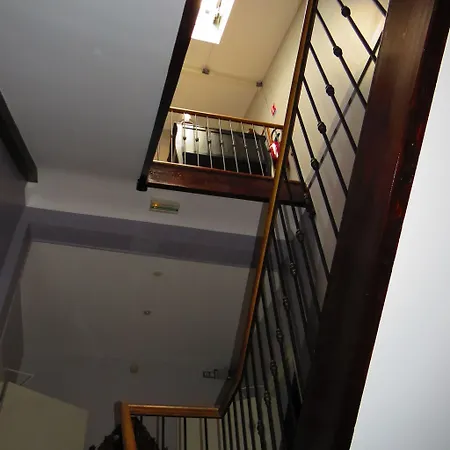 Πανσιόν La 3*