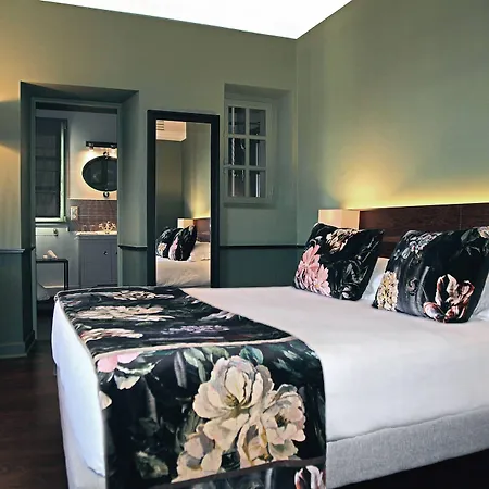 La Πανσιόν 3*