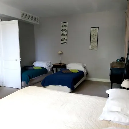 La 3*