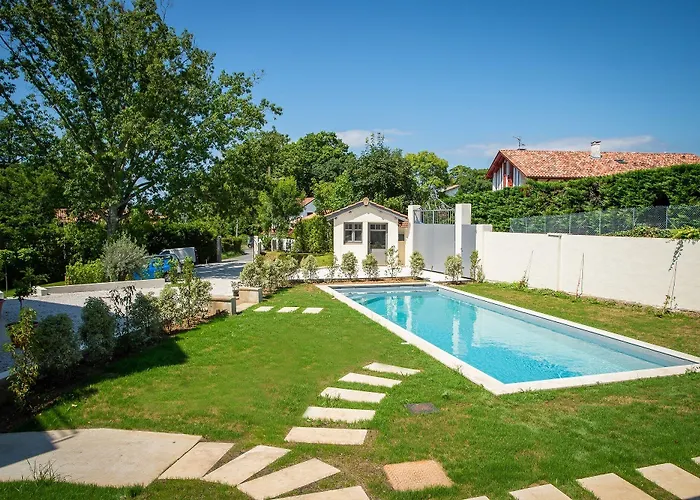 Hotel La Villa Гостевой дом