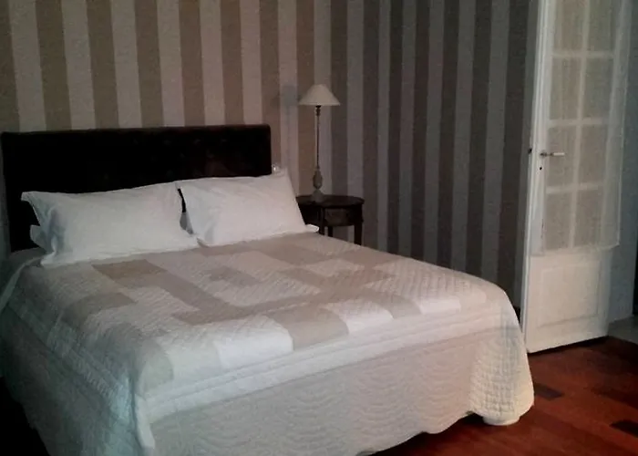 Гостевой дом Hotel La Villa Сен-Пьер-д'Ирюб