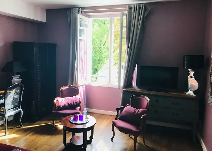 Hotel La Villa 3* Сен-Пьер-д'Ирюб